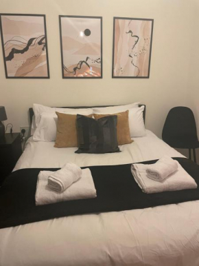 Great 1Bed 10 mins from East Croydon with Free parking, Croydon